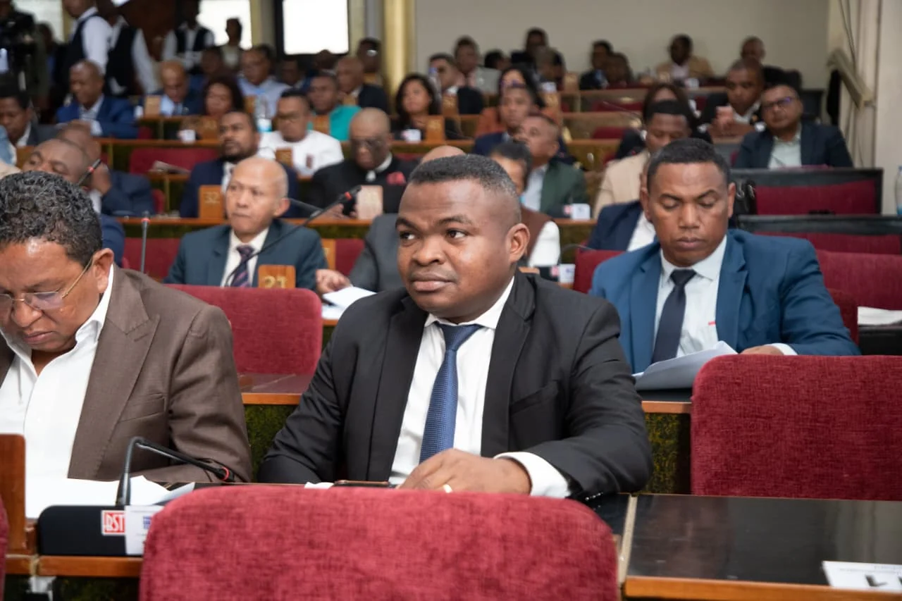 WhatsApp Image 2026-04-13 at 16.48.08 (1)