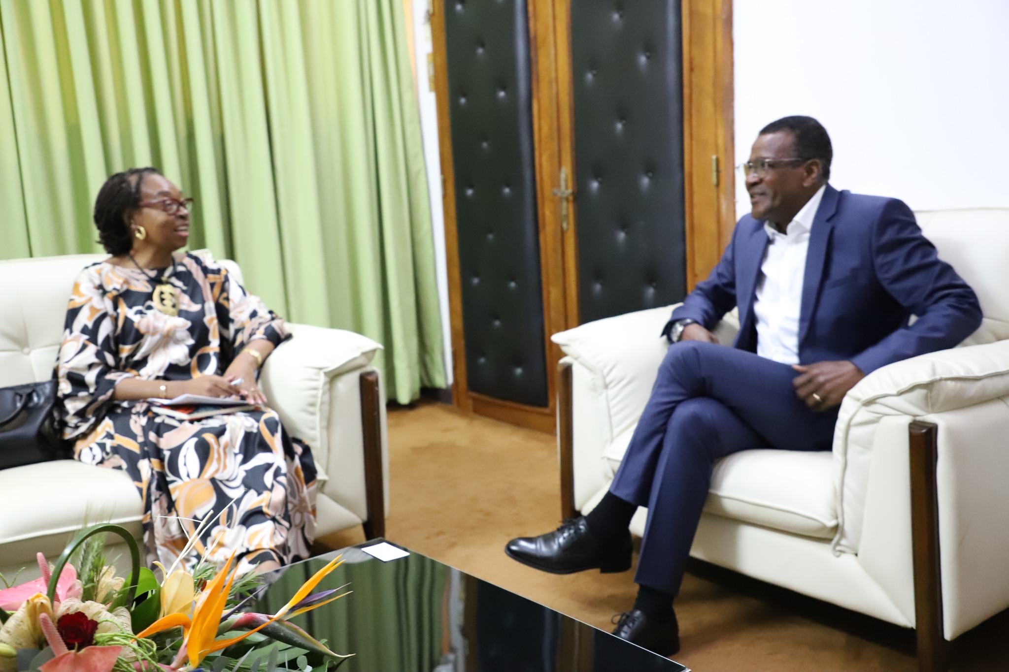 Les consultations du UNHCR se poursuivent pour une législation inclusive