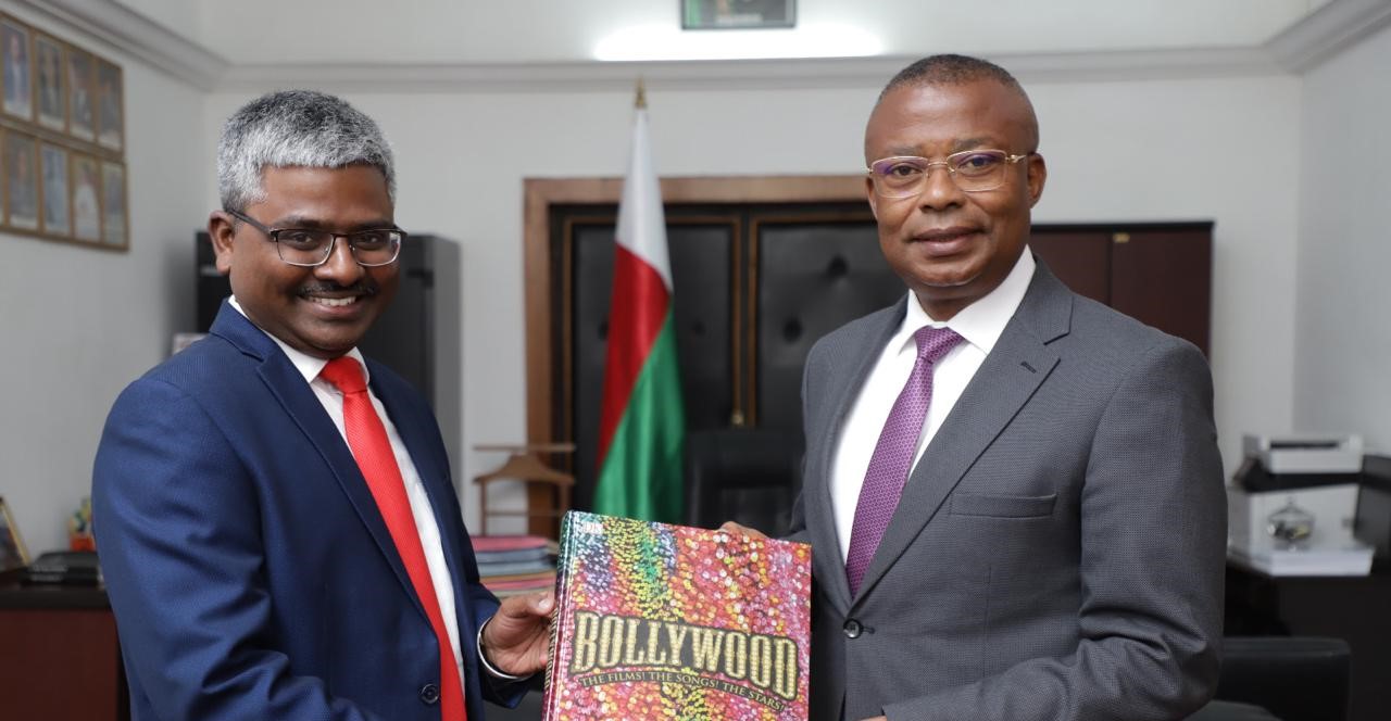Visite de l'Ambassadeur de l'Inde auprès du Président de l'Assemblée nationale