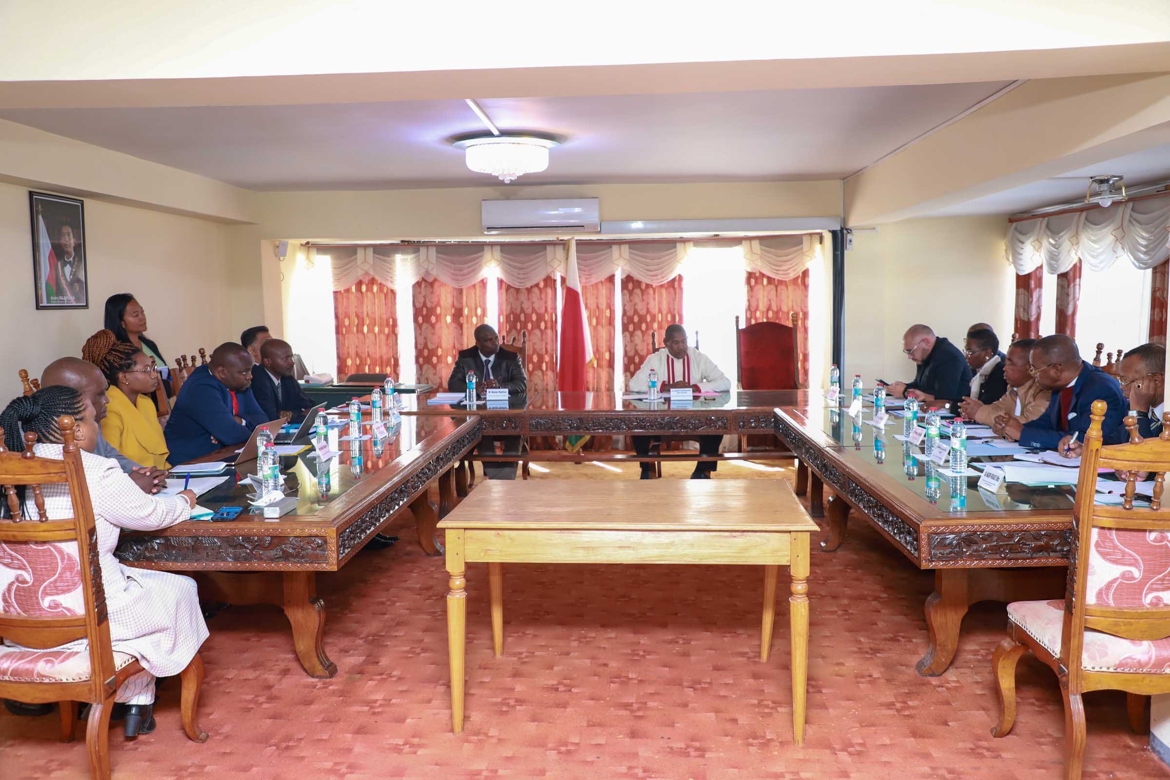 JEUDI 08 FEVRIER 2024