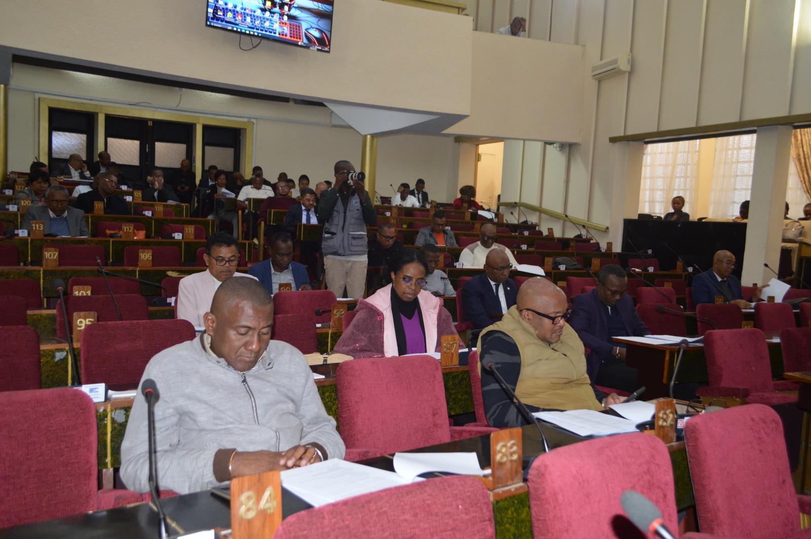 Loi sur l’élection et la désignation des sénateurs adoptée à l’Assemblée nationale
