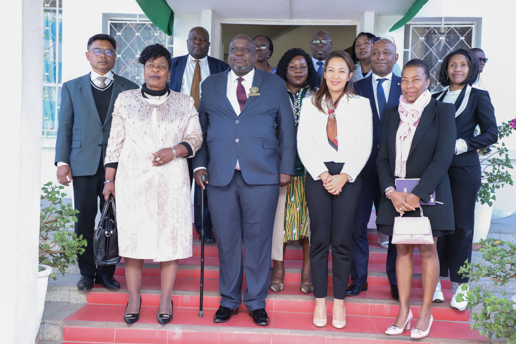 Lutte contre la corruption : une délégation de l’APNAC-Zimbabwe en visite officielle à l’Assemblée nationale