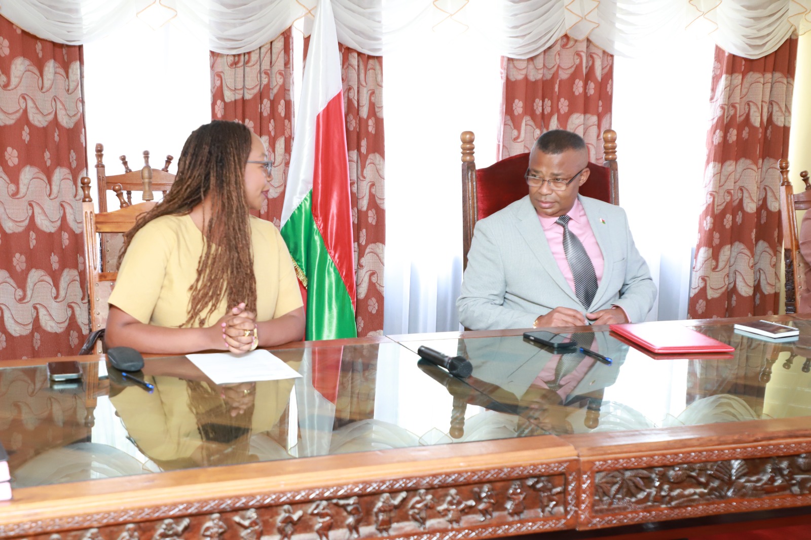 Signature d’un partenariat entre l’Assemblée nationale et IPAS Afrique Francophone pour la promotion des droits en santé reproductive