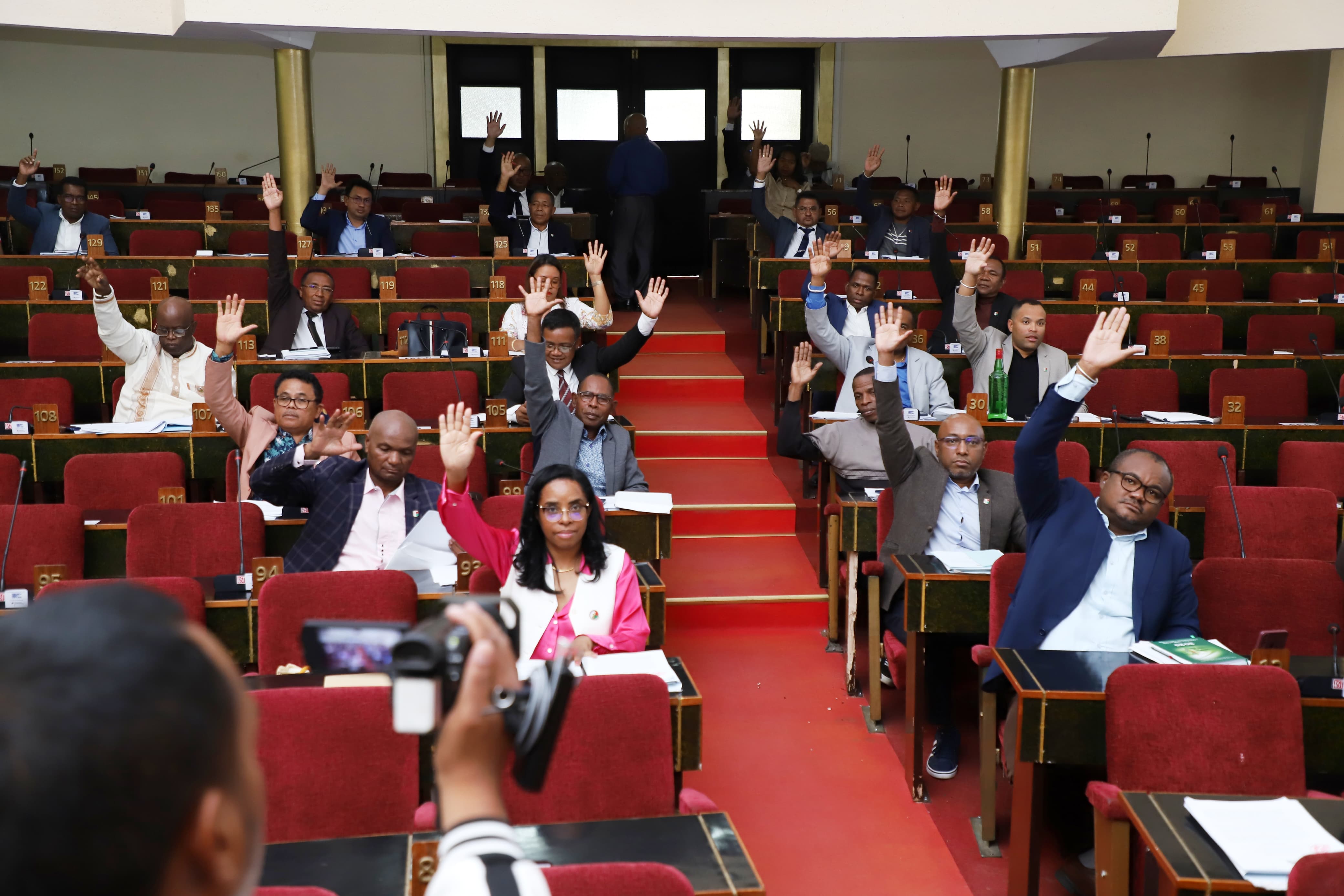 Vers la légalisation encadrée du toaka gasy