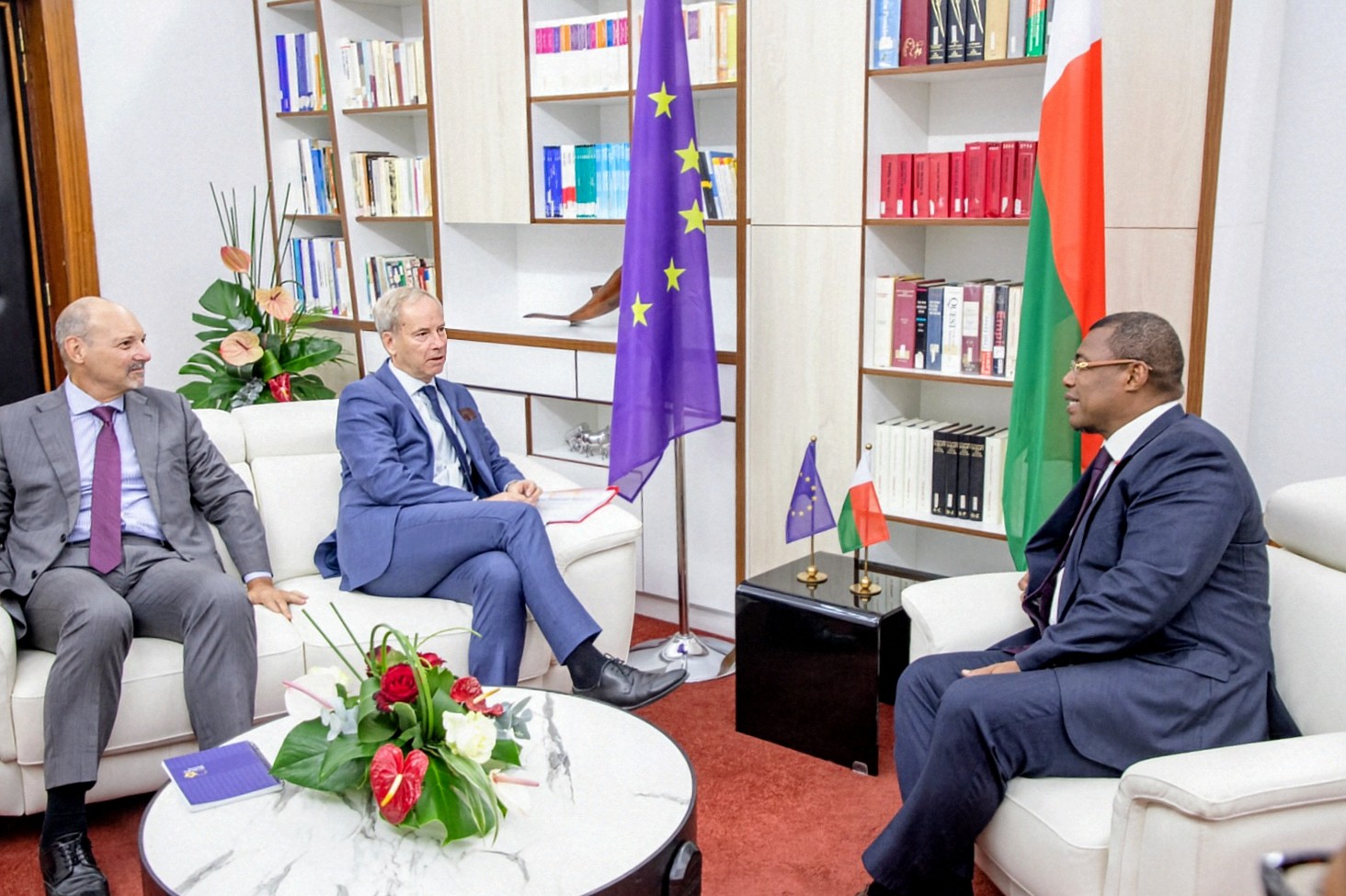 Réformes, investissements et stabilité : Madagascar échange avec l’Union européenne