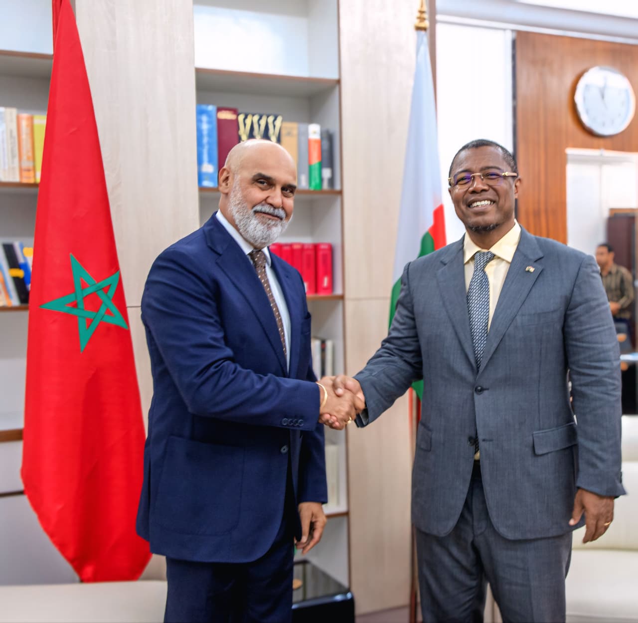 Renforcement de la coopération Madagascar–Maroc : audience de l’Ambassadeur du Royaume du Maroc auprès du Président de l’Assemblée nationale